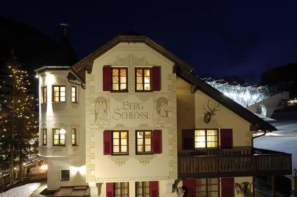 Das Bergschloessl - Very Special Sankt Anton am Arlberg Exterior photo